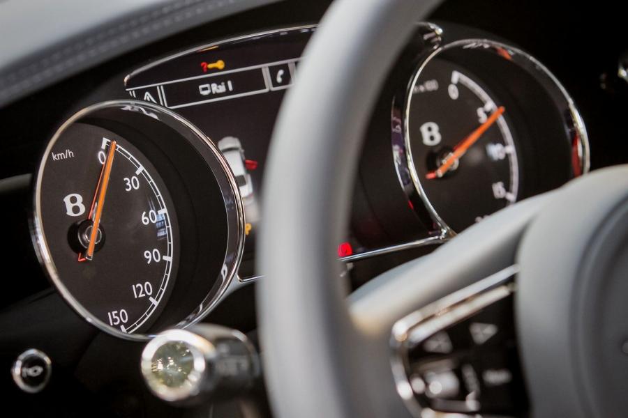  Bentley Mulsanne Speed 2015 года  (фото 83 из 117)